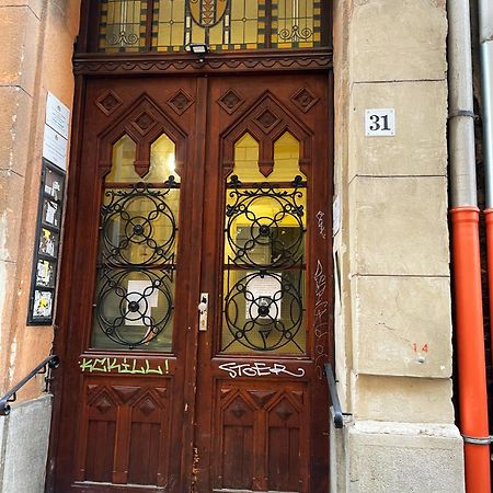 Elegant And Modern In The City Centre Budapeste Exterior foto